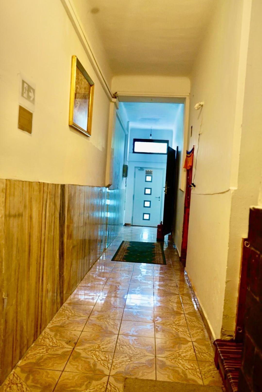 U6 Schoepfwerk Home 5 เวียนนา ภายนอก รูปภาพ